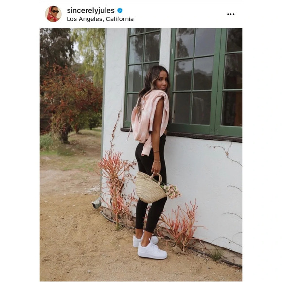 NWT Sincerely Jules for Bandier The Rue Crossover Lifestyle Legging in Black - Picture 4 of 14